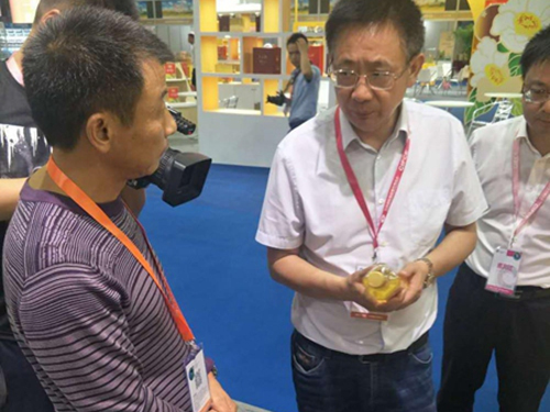 腾龙集团,油茶莳植生产加工销售,植物油莳植生产加工销售