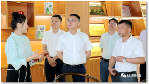 腾龙集团,油茶莳植生产加工销售,植物油莳植生产加工销售